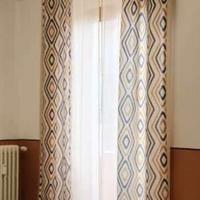 Tende arredo con bastone doppio nero