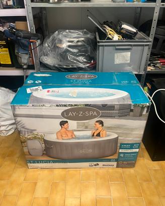 Piscina idromassaggio Bestway Lay-z-spa ST.LUCIA
