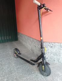 Monopattino Lexgo R9 usato funziona 