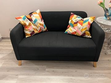Divano 2 posti LINANÄS grigio scuro