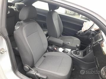 INTERNI COMPLETI VOLKSWAGEN NEW BEETLE «III» (2014