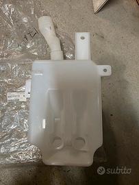 NUOVO - VASCHETTA TERGICRISTALLO SUBARU 86631FG010