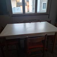 tavolo cucina con 4 sedie