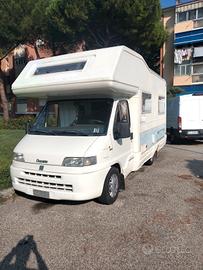 camper mansardato 