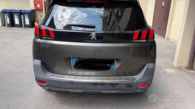 peugeut 5008