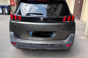 peugeut 5008