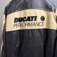 Giubbotto moto Ducati.