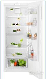 Frigorifero incasso Electrolux da riparare dono