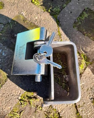 lucchetto cravatta per inferriate porta finestra 