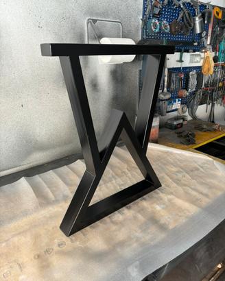 Coppia gambe tavolo in ferro