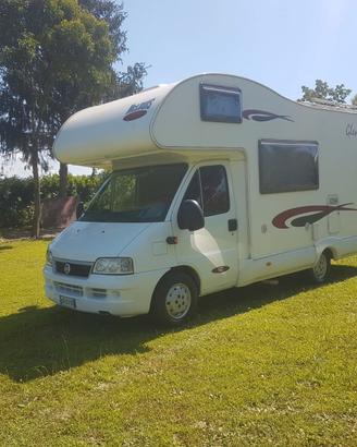 CAMPER MANSARDATO 6 POSTI