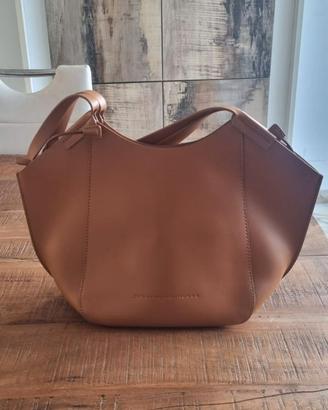 Borsa Adolfo Dominguez