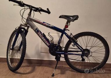 Bicicletta doppio cambio shimano