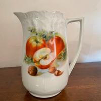 Brocca in porcellana