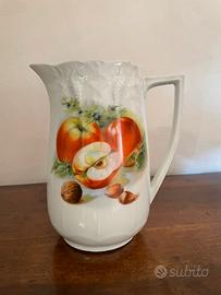 Brocca in porcellana