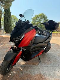 Yamaha X-Max 400