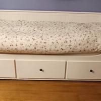 letto con cassetti ikea