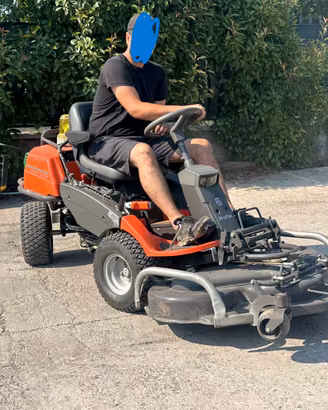 T42 Tagliaerba 4x4 HUSQVARNA seminuovo RIDER PRO F