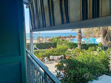 Villa a schiera - Campofelice di Roccella