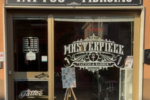 Attività di tatuaggio e piercing