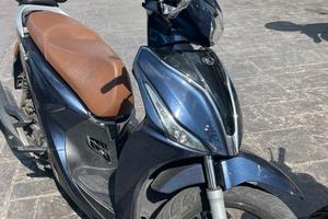Kymco People 150