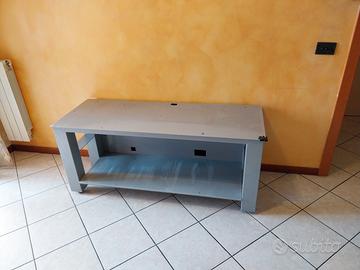 mobile TV di ferro
