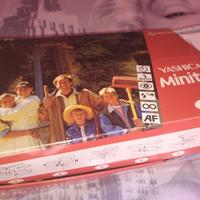 MACCHINA FOTOGRAFICA YASHICA MINITEC AF KIT