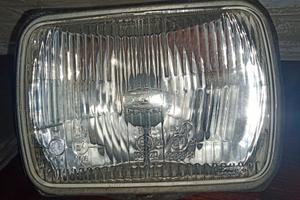 coppia fari anteriori Daihatsu Feroza 