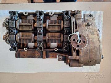 contralberi e pompa olio bmw 