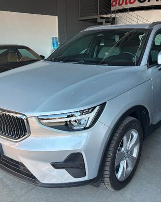 VOLVO XC40 (2017-->) XC40 B3 automatico Core