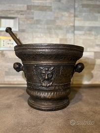 Mortaio in bronzo del XXI secolo