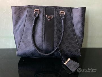 Borsa Originale Donna Griffata Marca Guess Nera