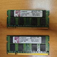 Set di 2 banchi Ram Kingston 4 GB ACR256X64D2S800C