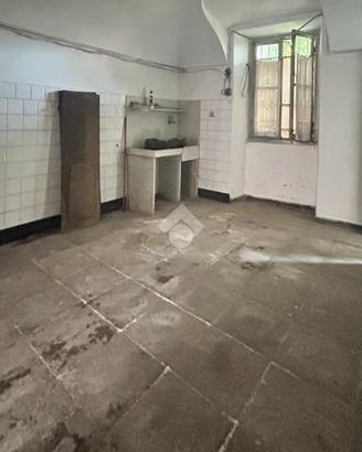 NEGOZIO A POZZOLO FORMIGARO
