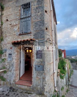 SOLUZIONE SEMINDIPENDENTE CON VISTA PANORAMICA A M