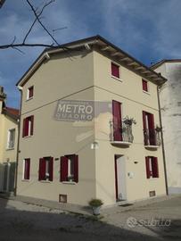 Rif.R/4497- casa affiancata carre'