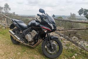 HONDA CBF 600