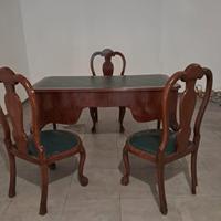 tavolo e sedie in legno massello più comò.