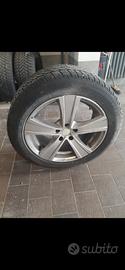 4 cerchi in lega con pneumatici
