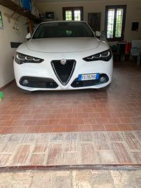 Alfa romeo strelvio