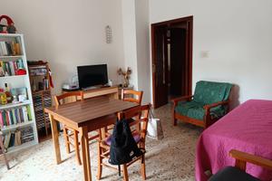 Appartamento luminoso e ammobiliato da Aprile