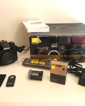 Nikon D7200 corpo body 9100 scatti
