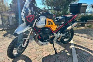 Moto guzzi v85tt evocative