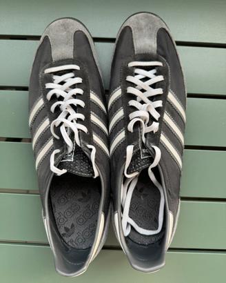 Sneaker Adidas grigia-nera numero 46