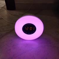 Sveglia orologio lampada con luce multicolore