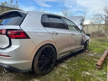 Ricambi golf 8