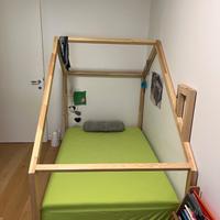 Letto a casetta 120x190 con doghe in legno