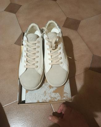 Golden goose 