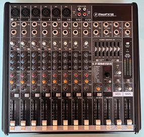 Mixer mackie ProFx 12