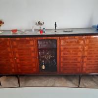 Armadio vintage in palissandro